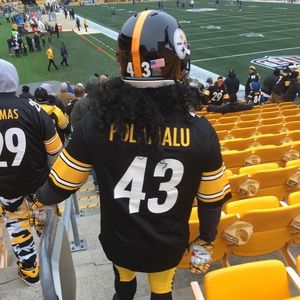 Meet your Posher, Adam